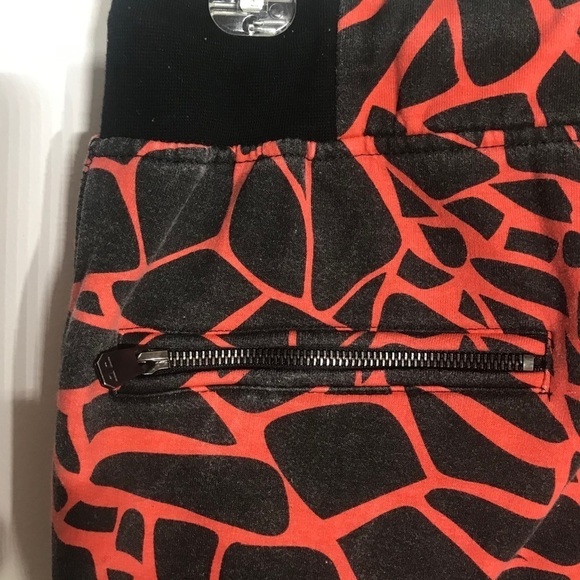 Jordan’s Craig Legacy Edition Print jogger pants large women’s activewear - Picture 7 of 7